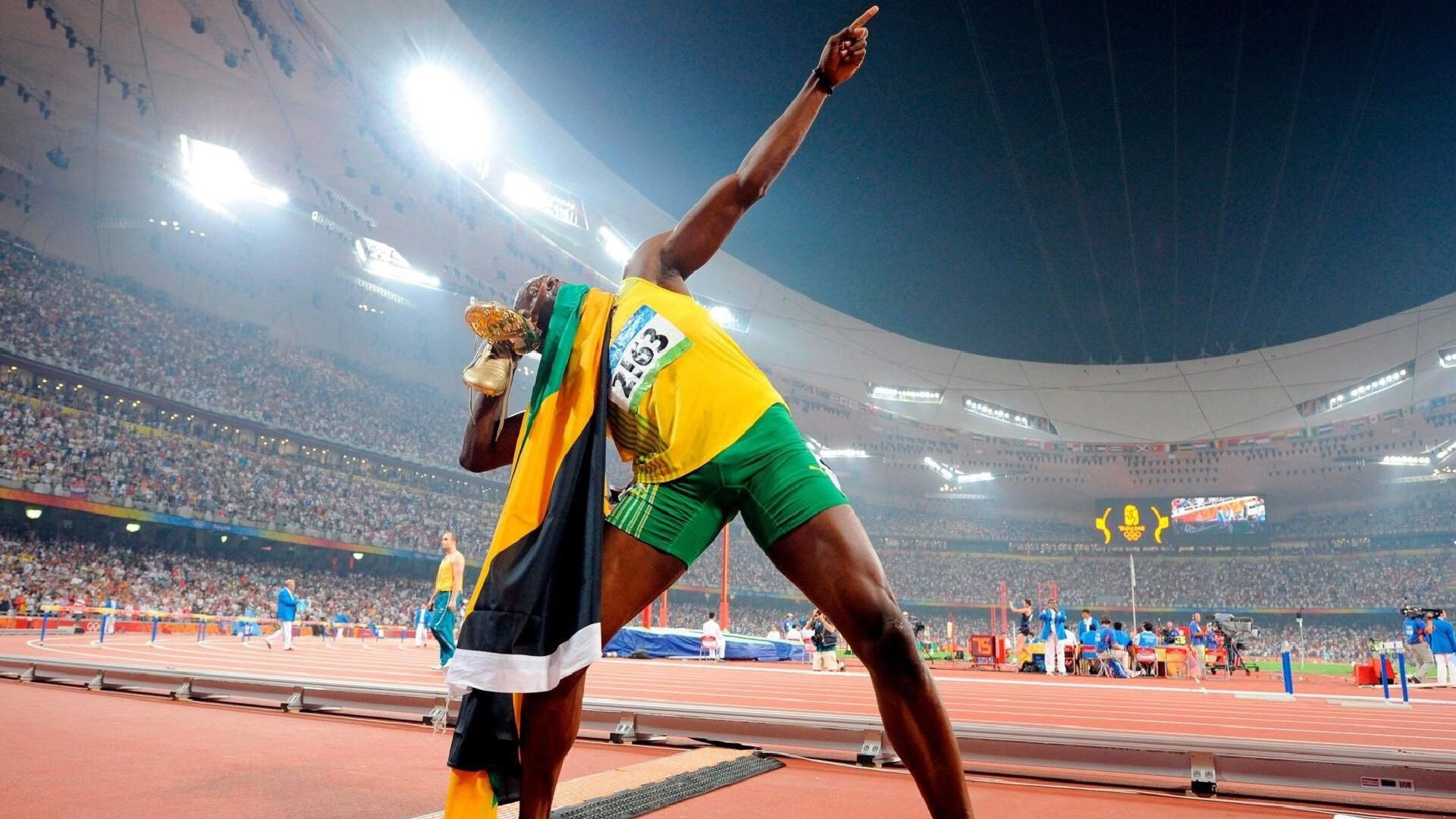 步行者轻取篮网，拉文统治全场，一场个人英雄主义的完美演绎